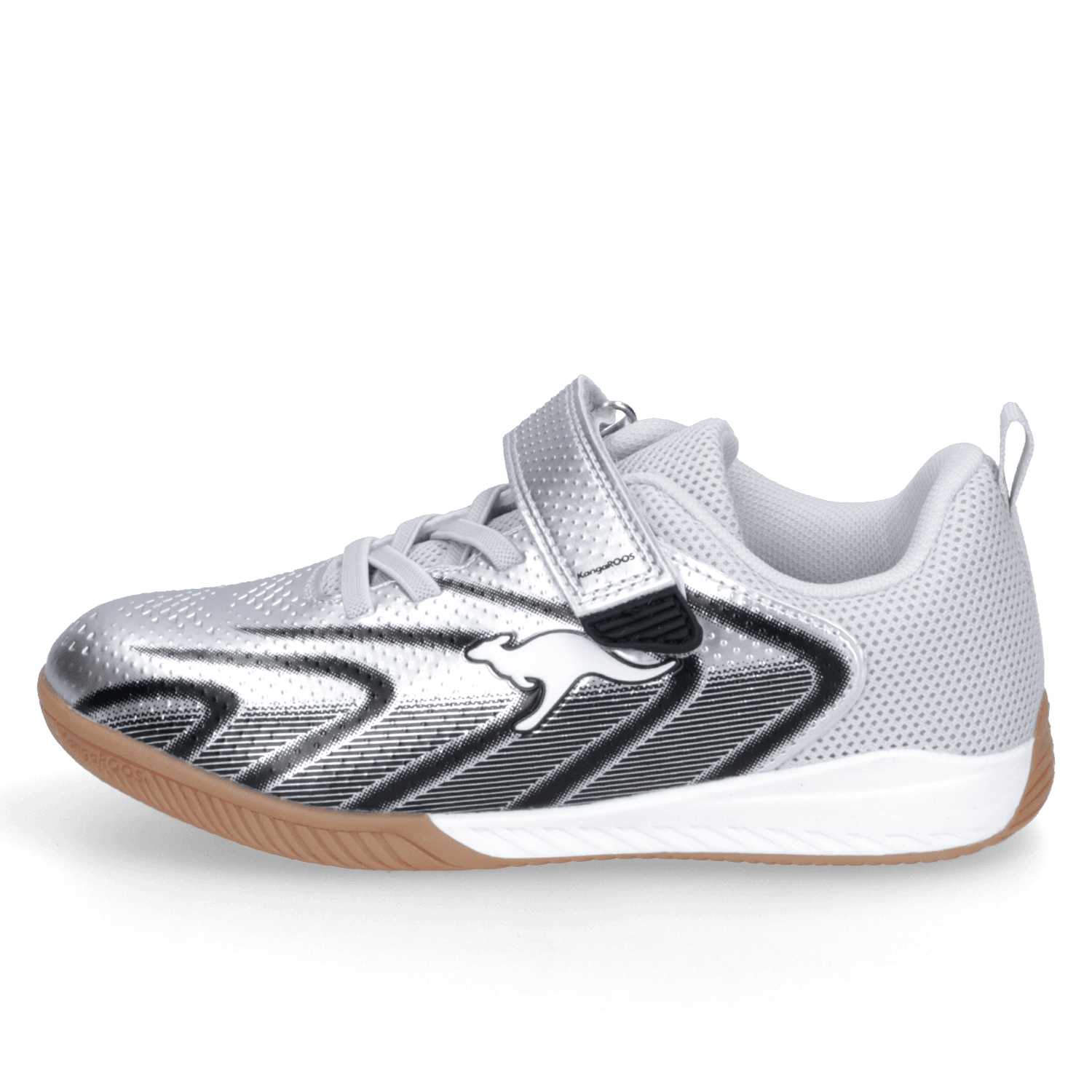 Silberner Kinder-Hallenschuh von KangaROOS mit Klettverschluss und Gummisohle.