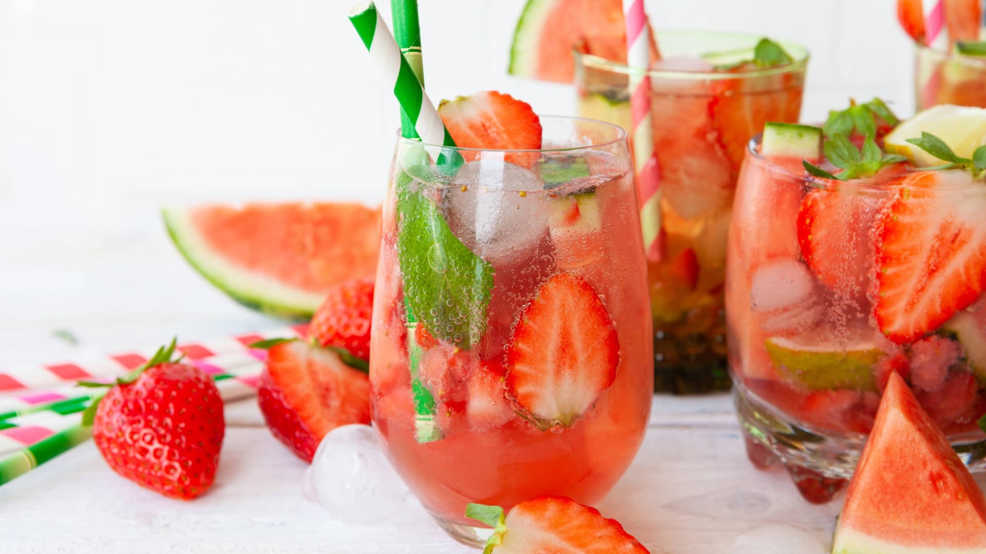 Wassermelonen Erdbeer Bowle im Glas