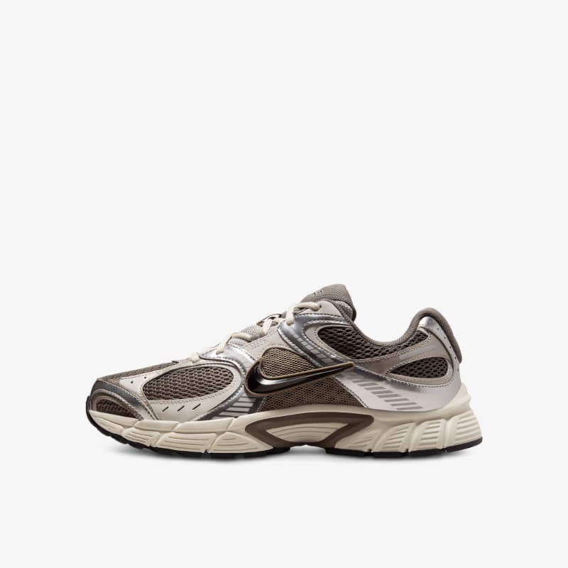 nike-herren-sneaker-braun