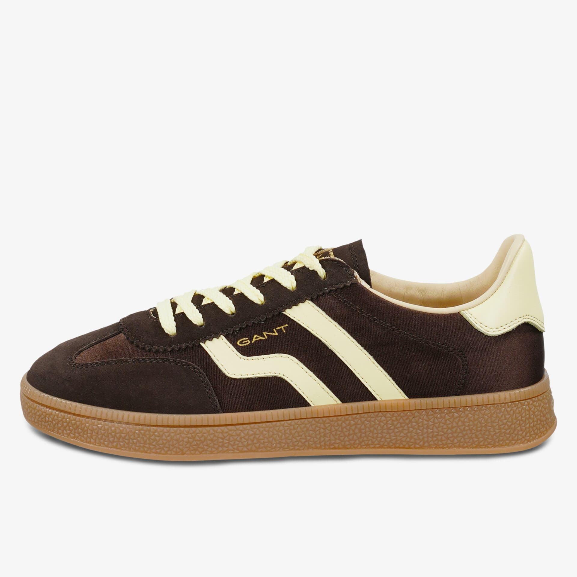 Stilvoller brauner GANT Sneaker mit beigen Details und rutschfester Sohle.